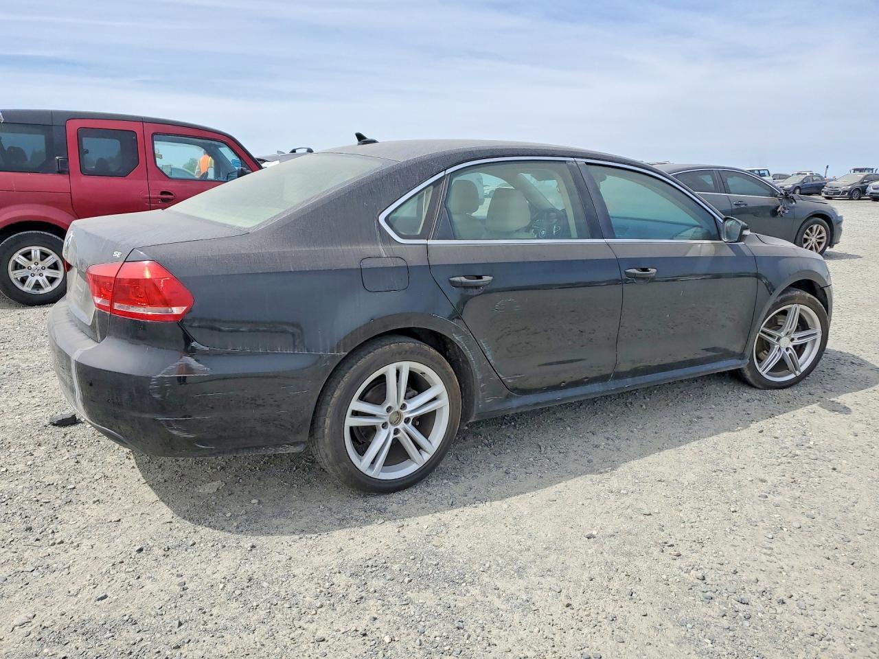 2014 Volkswagen Passat Se - Image 3
