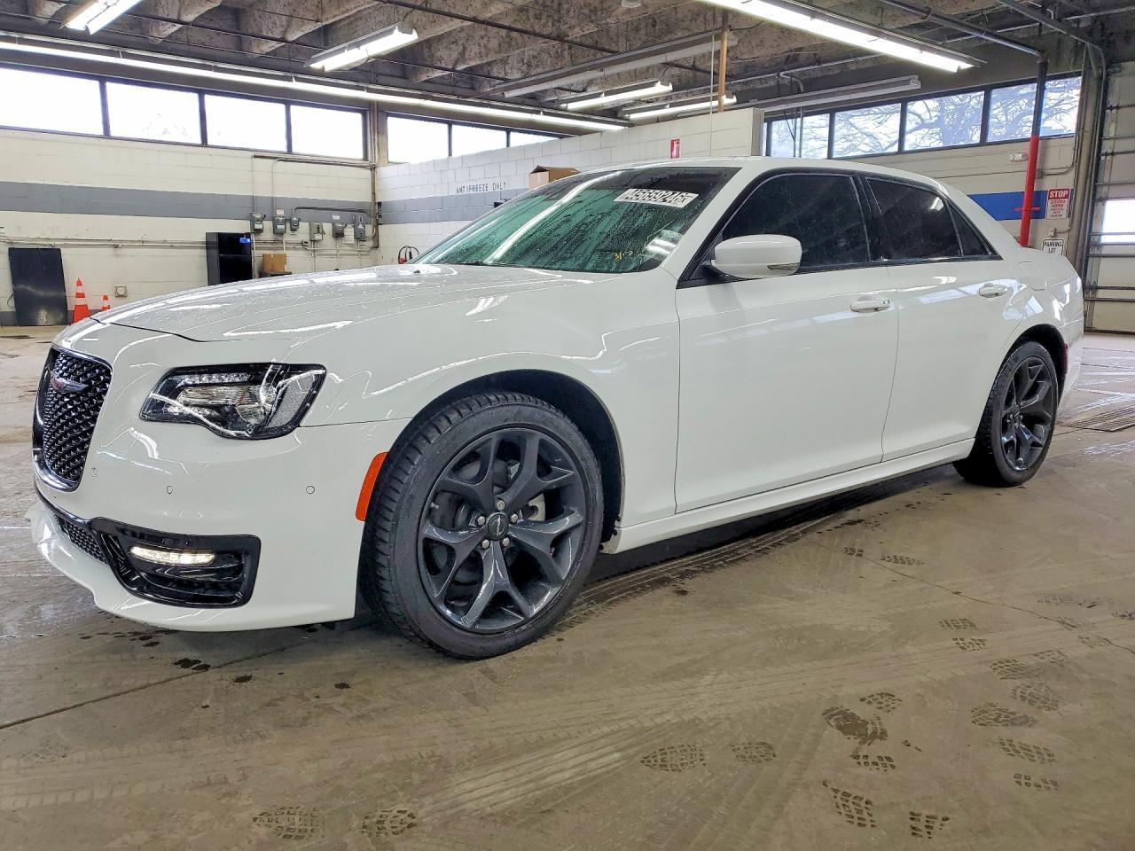 2023 Chrysler 300 S