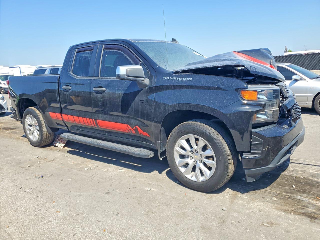 2021 Chevrolet Silver1500 - Фото 4