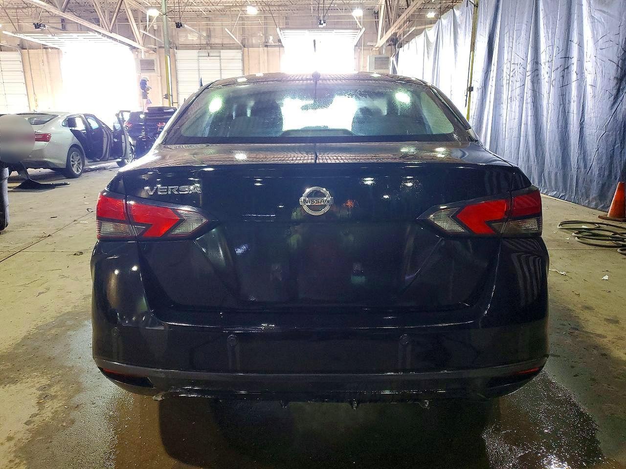 2020 Nissan Versa S - Image 6