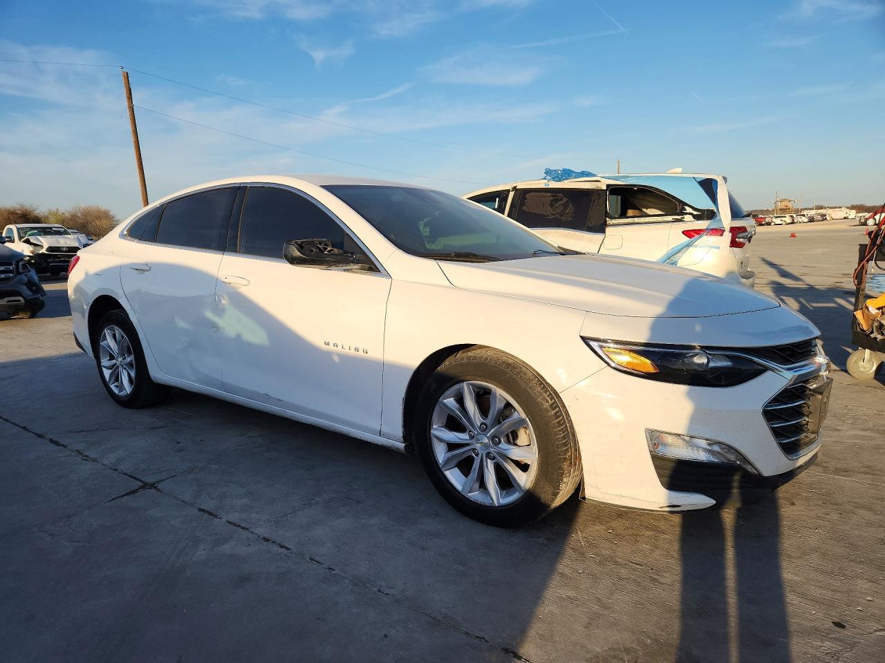 2023 Chevrolet Malibu Lt - Image 4
