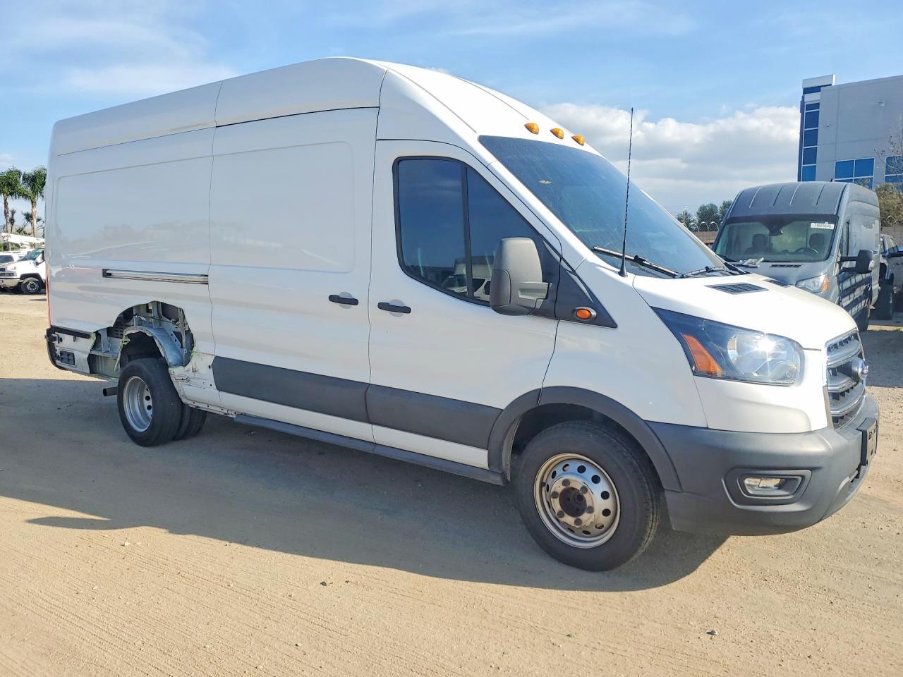 2020 Ford Transit Delivery Van - Фото 4