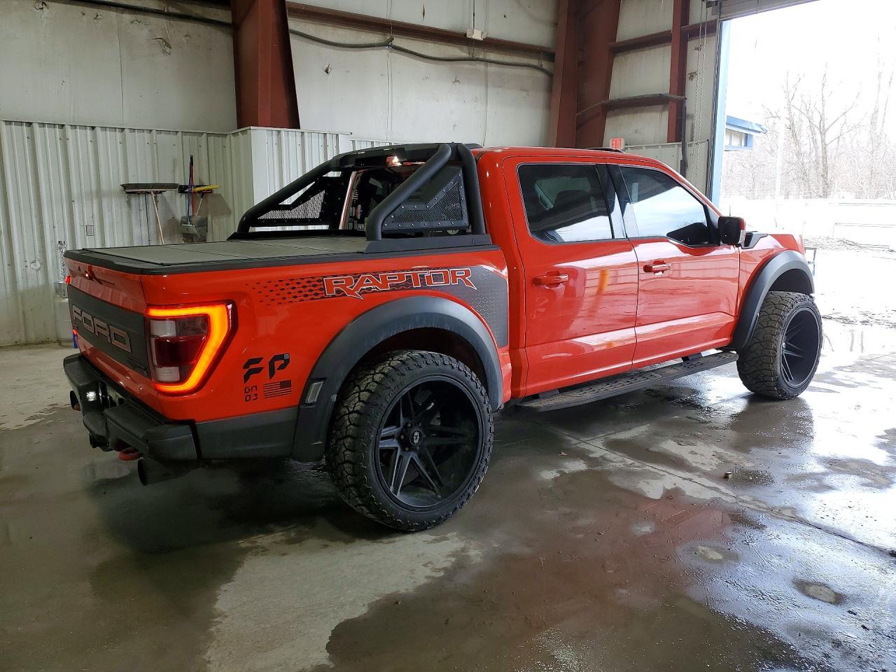 2021 Ford F150 Raptor - Фото 3