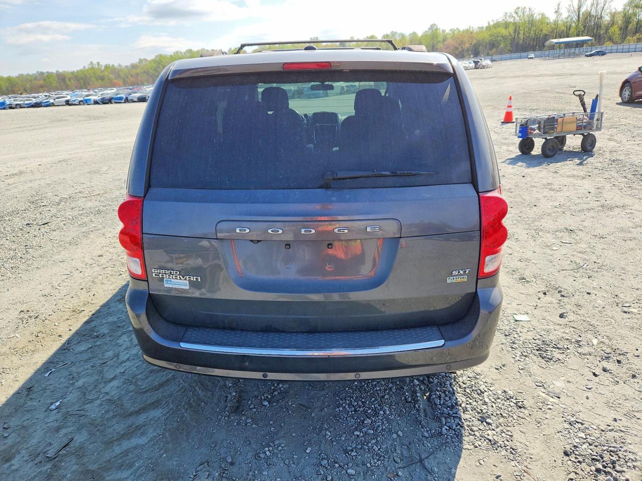 2016 Dodge Grand Caravan Sxt - Фото 6