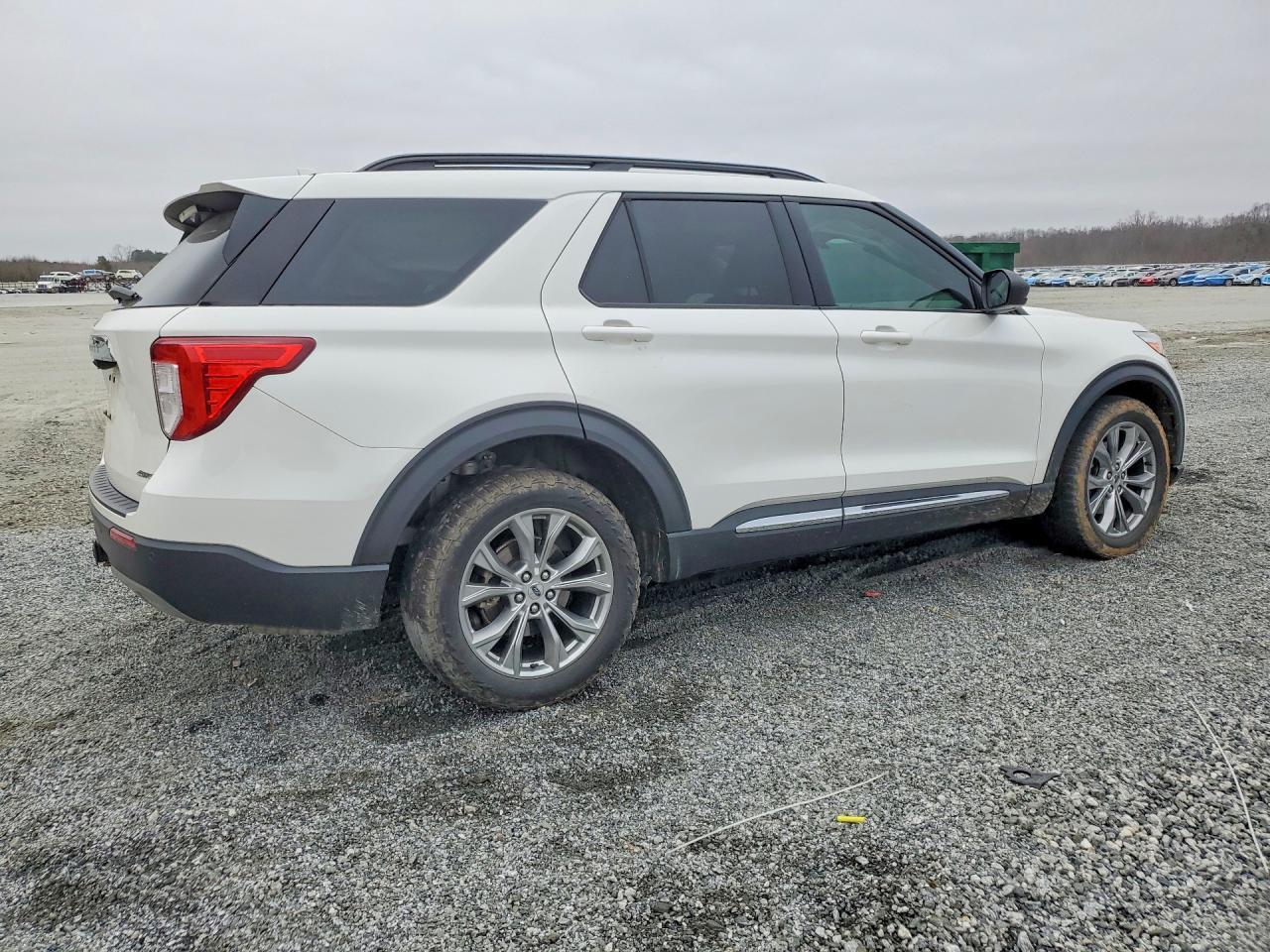 2022 Ford Explorer Xlt - Фото 3