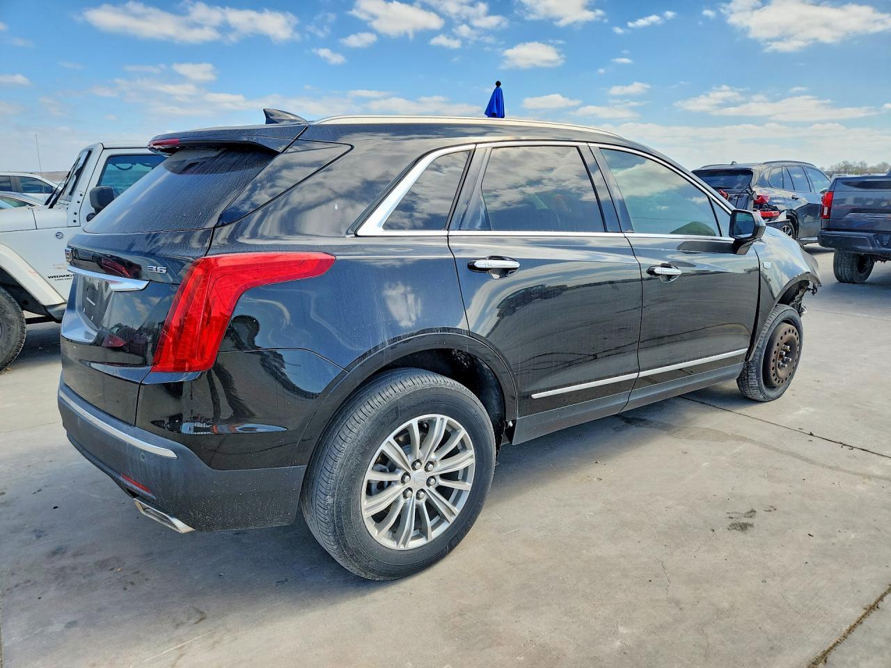 2019 Cadillac Xt5 Luxury - Фото 3