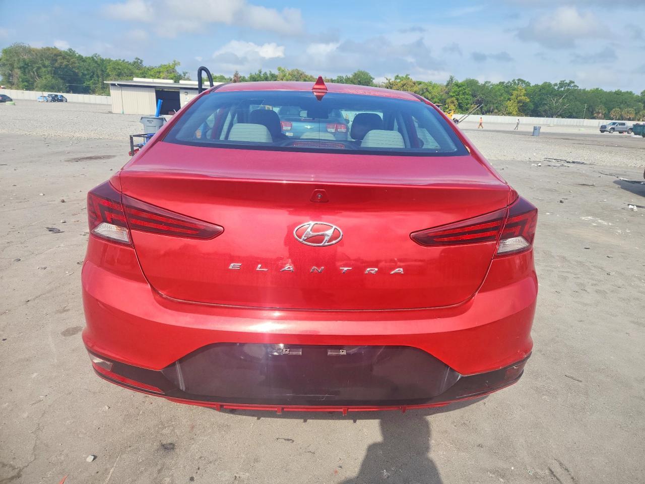2020 Hyundai Elantra Sel - Фото 6