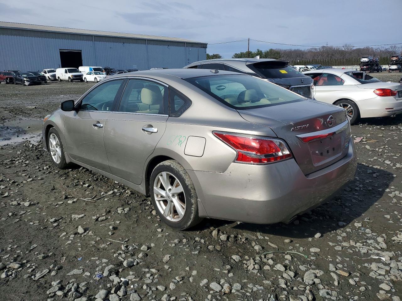 2014 Nissan Altima 2.5 Sl - Image 2
