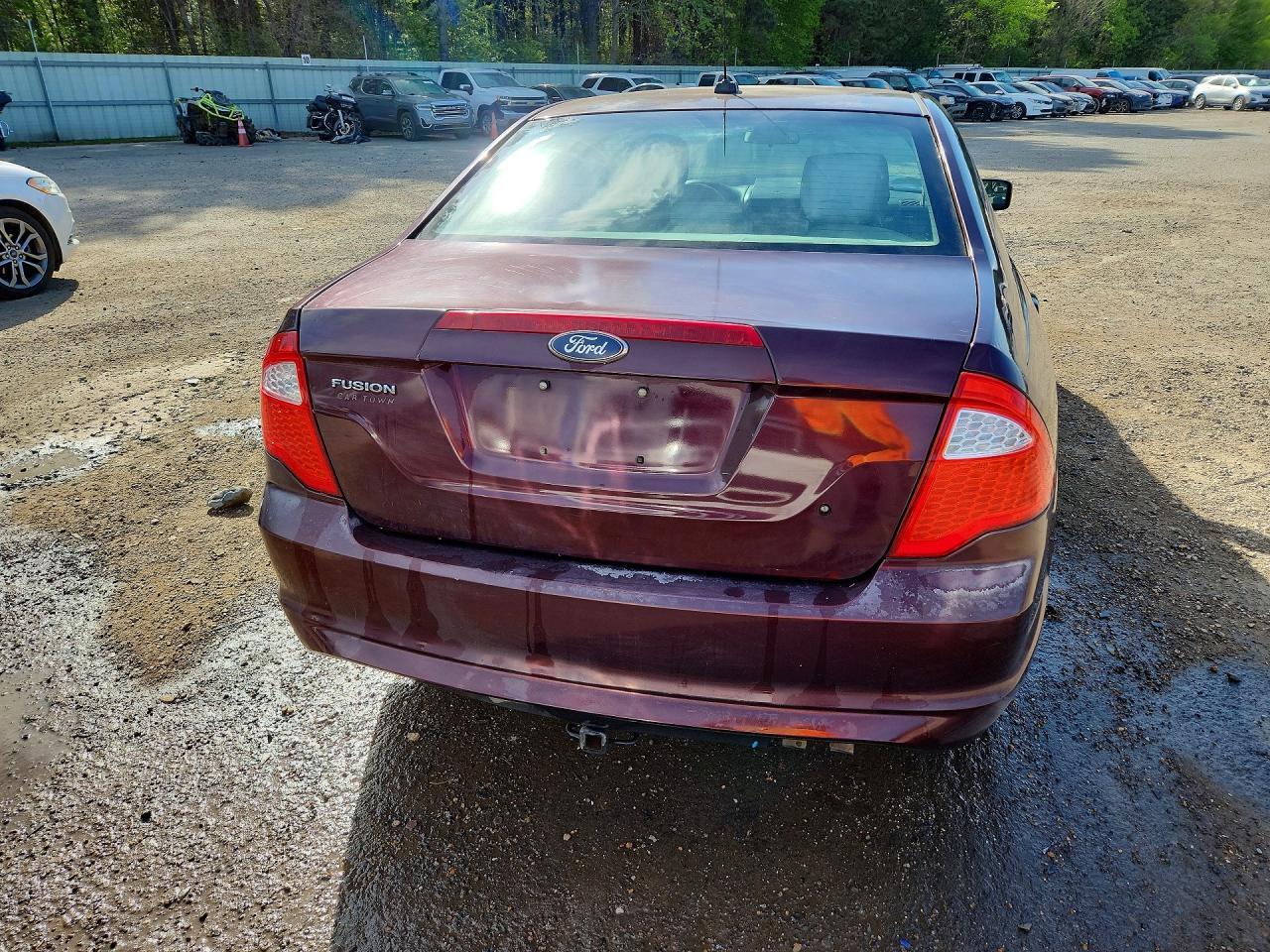 2011 Ford Fusion S - Image 6