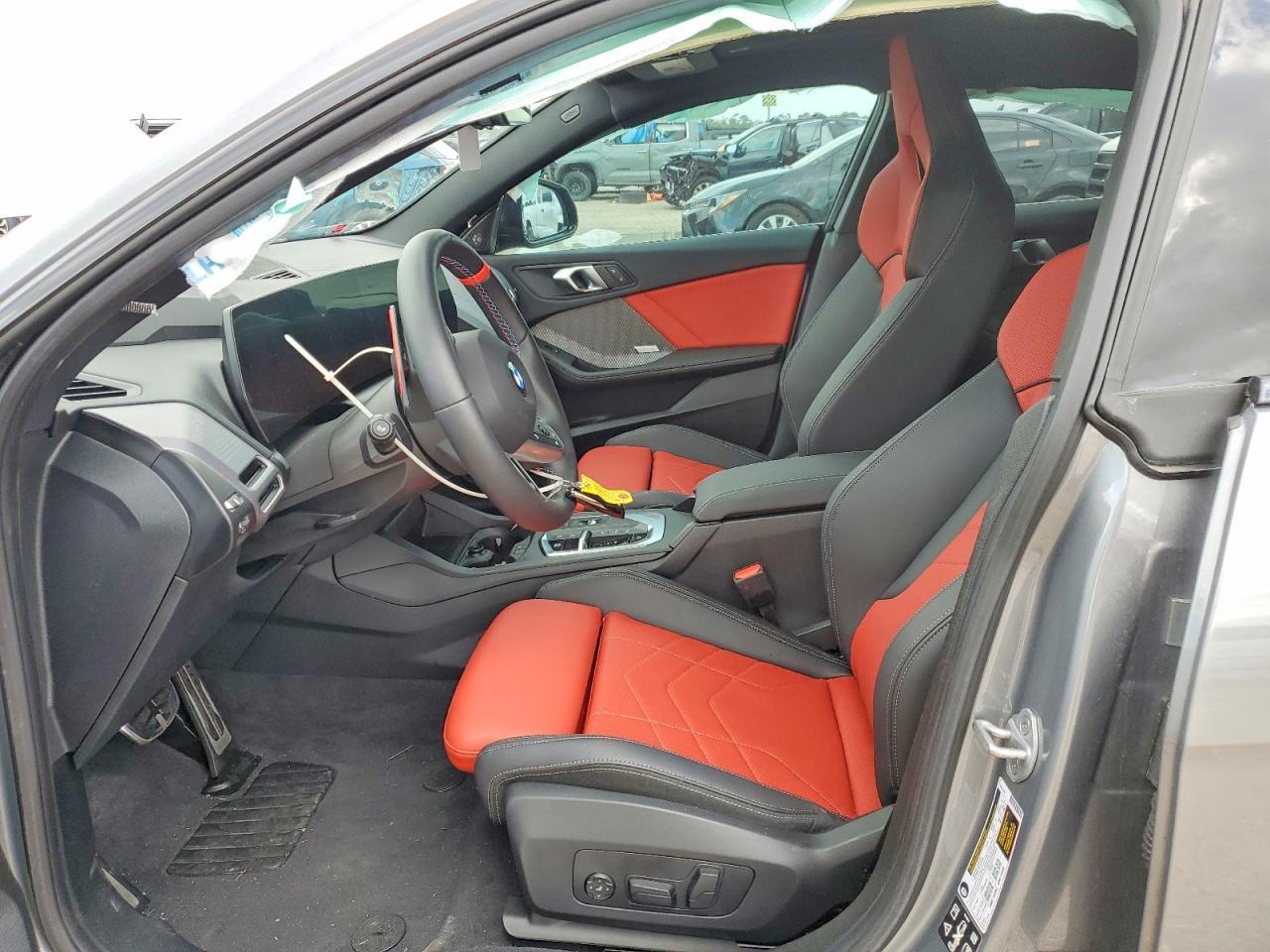 2026 BMW M235Xi - Фото 7