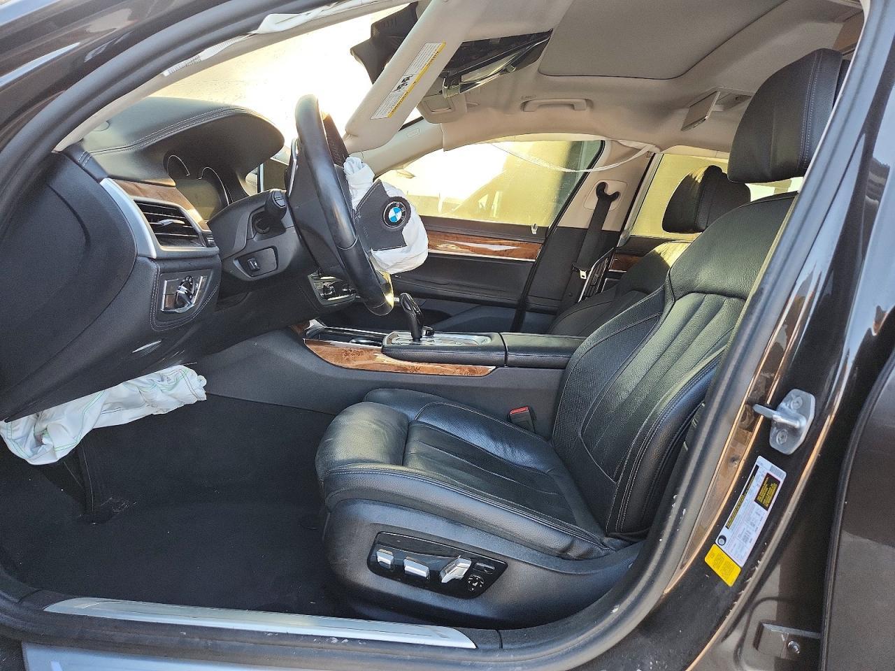 2018 BMW 740 I - Image 7