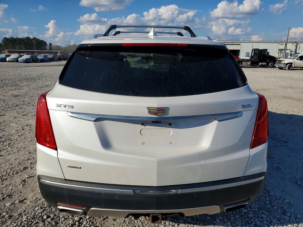 2017 Cadillac Xt5 Platinum - Фото 6