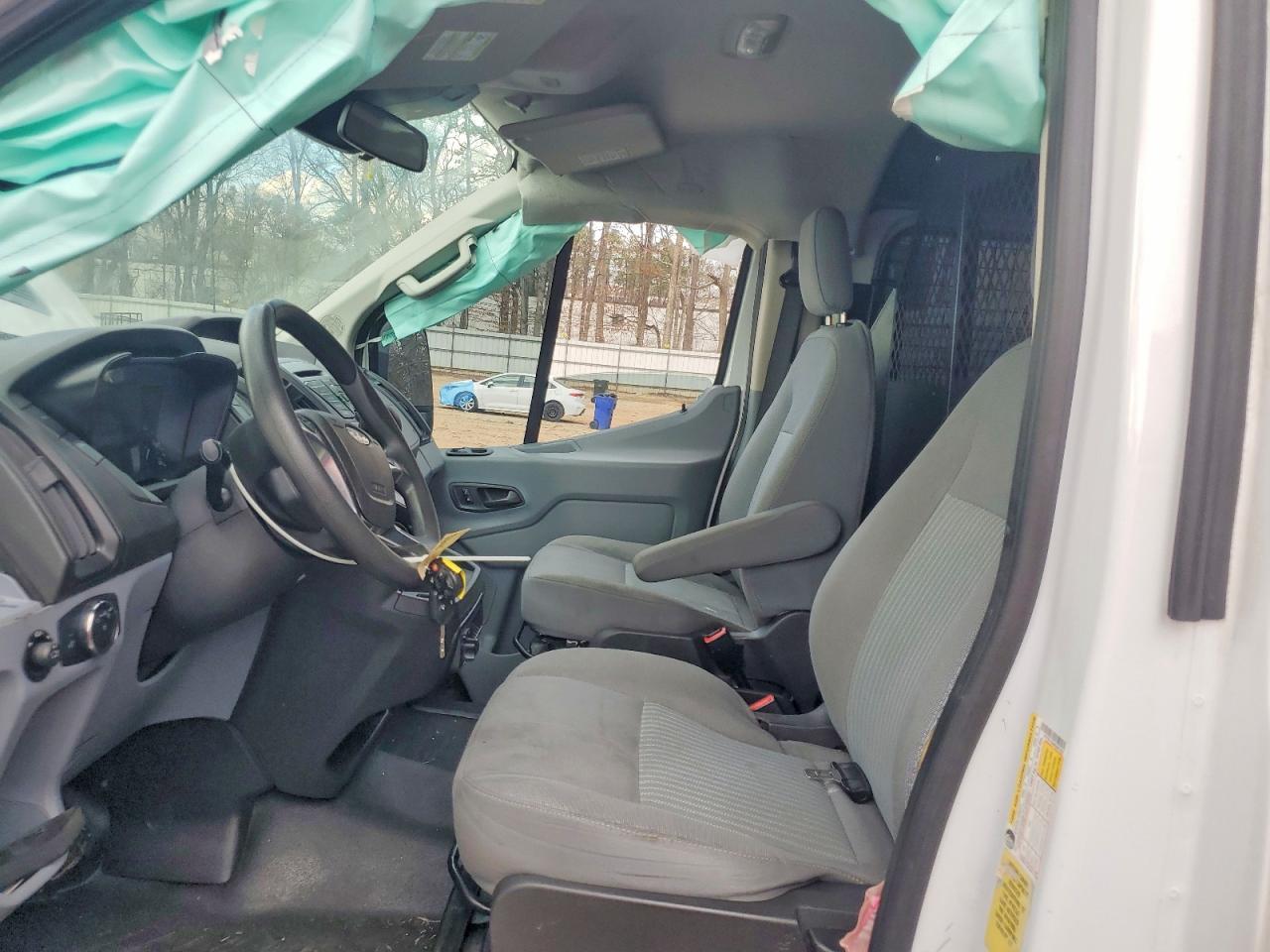2019 Ford Transit T-250 - Image 7