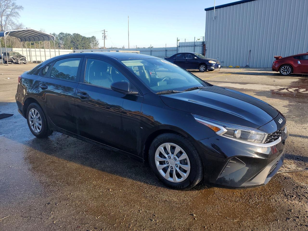 2023 Kia Forte Lx - Фото 4