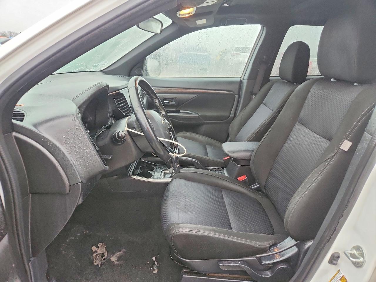 2018 Mitsubishi Outlander Se - Фото 7