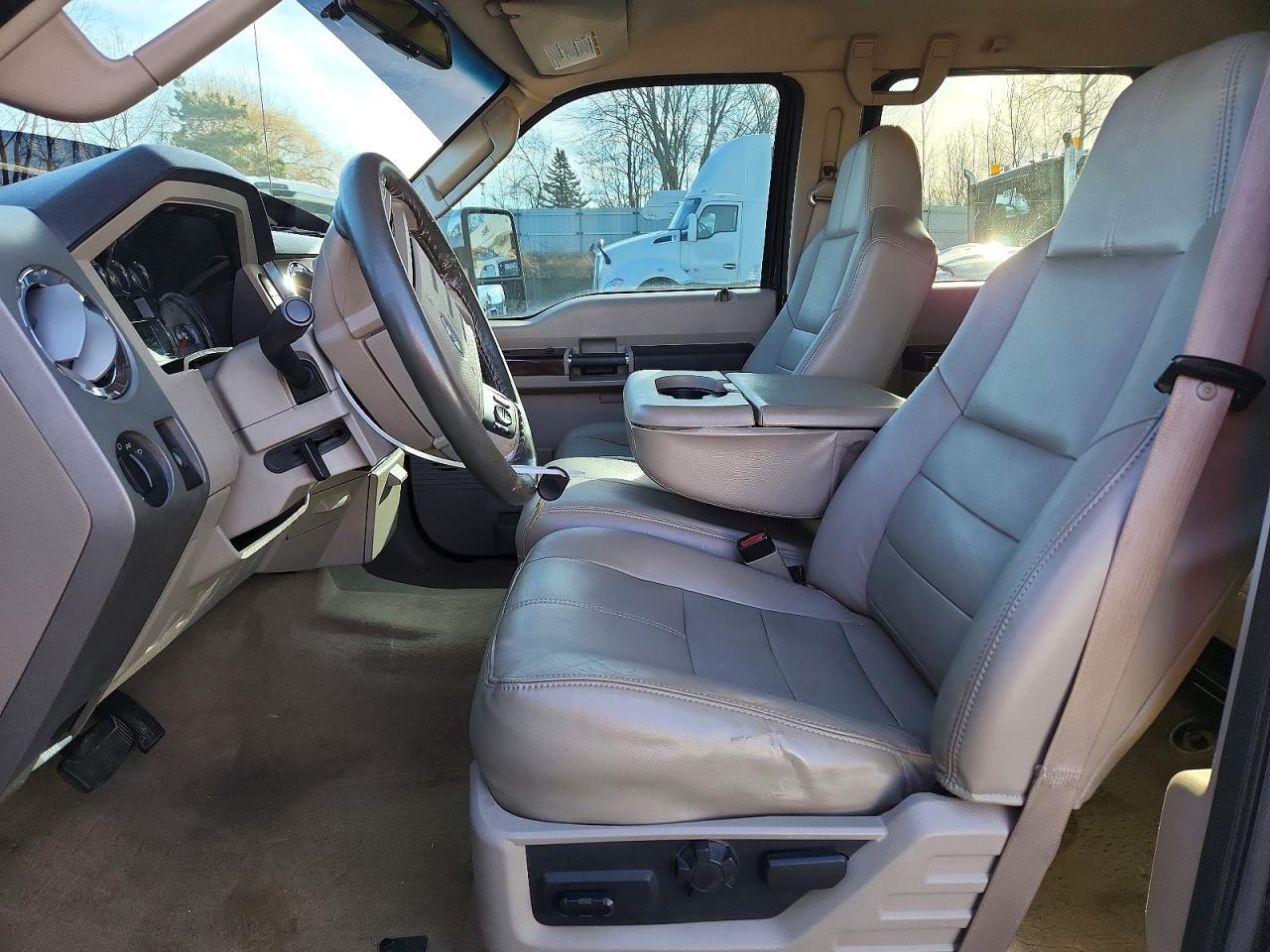 2008 Ford F350 Super Duty - Фото 7