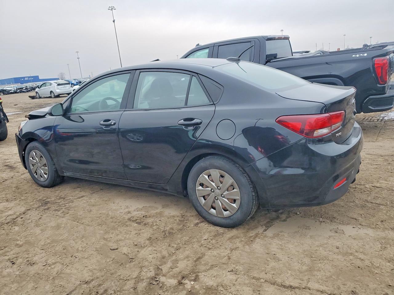 2019 Kia Rio S - Фото 2