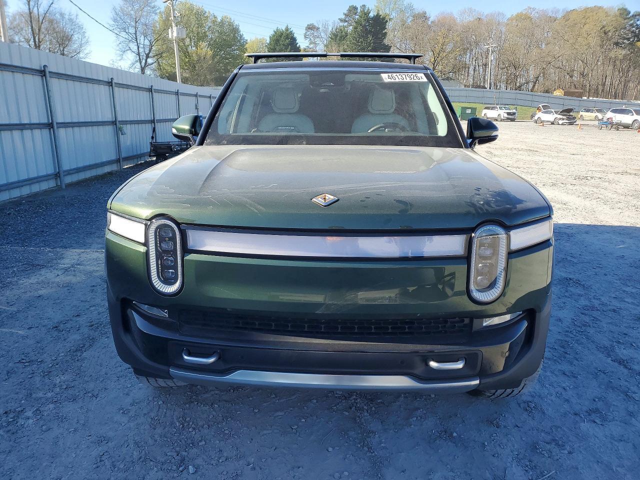 2024 Rivian R1S Adventure - Фото 5