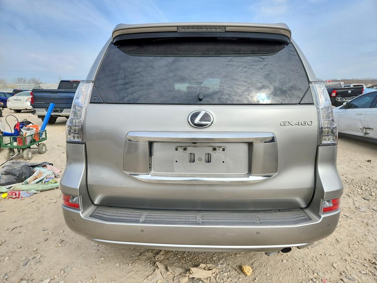 2022 Lexus Gx 460 Luxury - Image 6