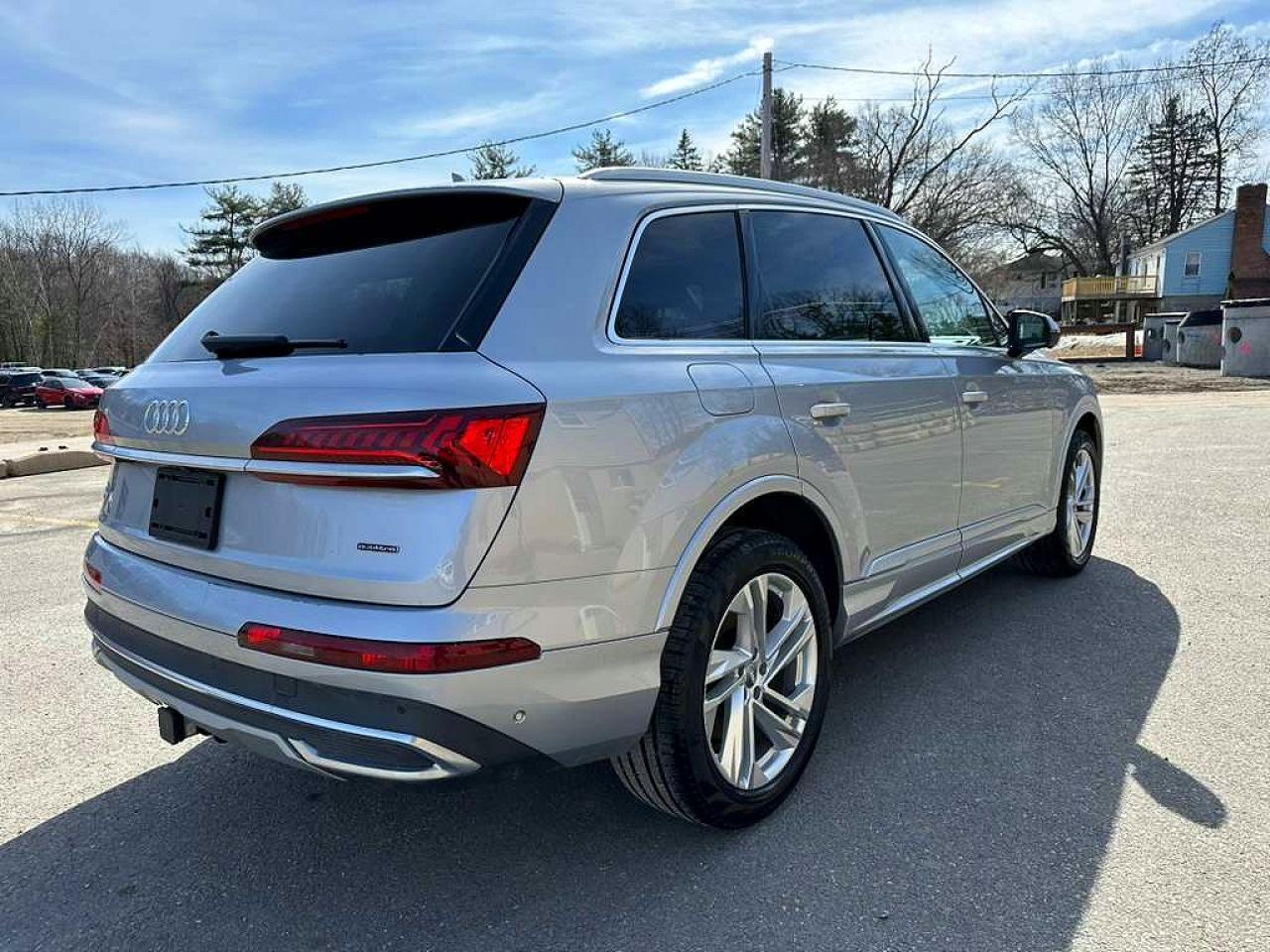2021 Audi Q7 Premium Plus - Фото 3