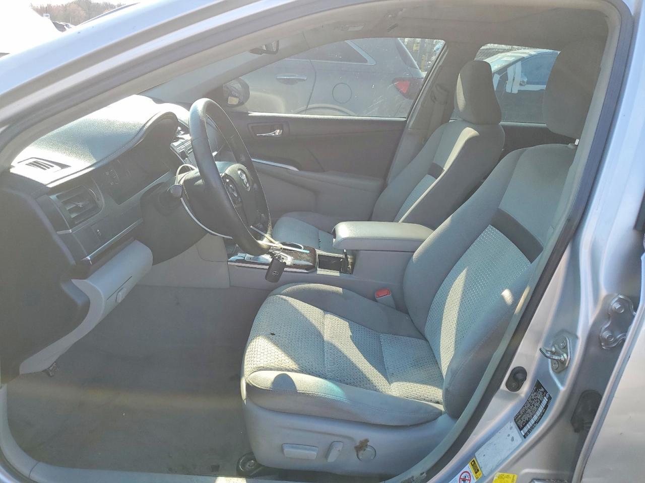 2014 Toyota Camry Xle - Image 7