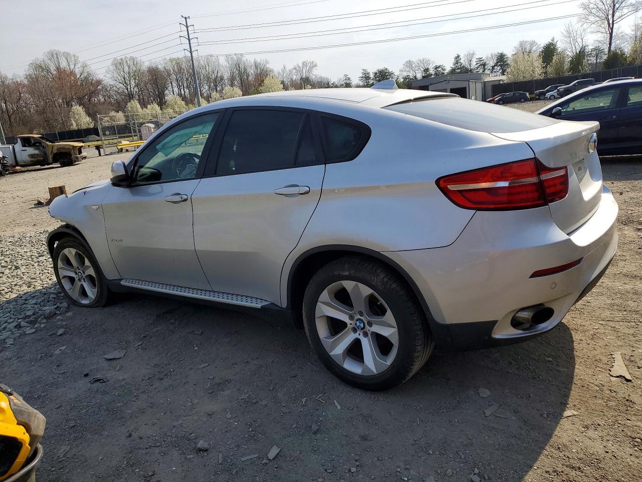 2014 BMW X6 xDrive35I - Фото 2