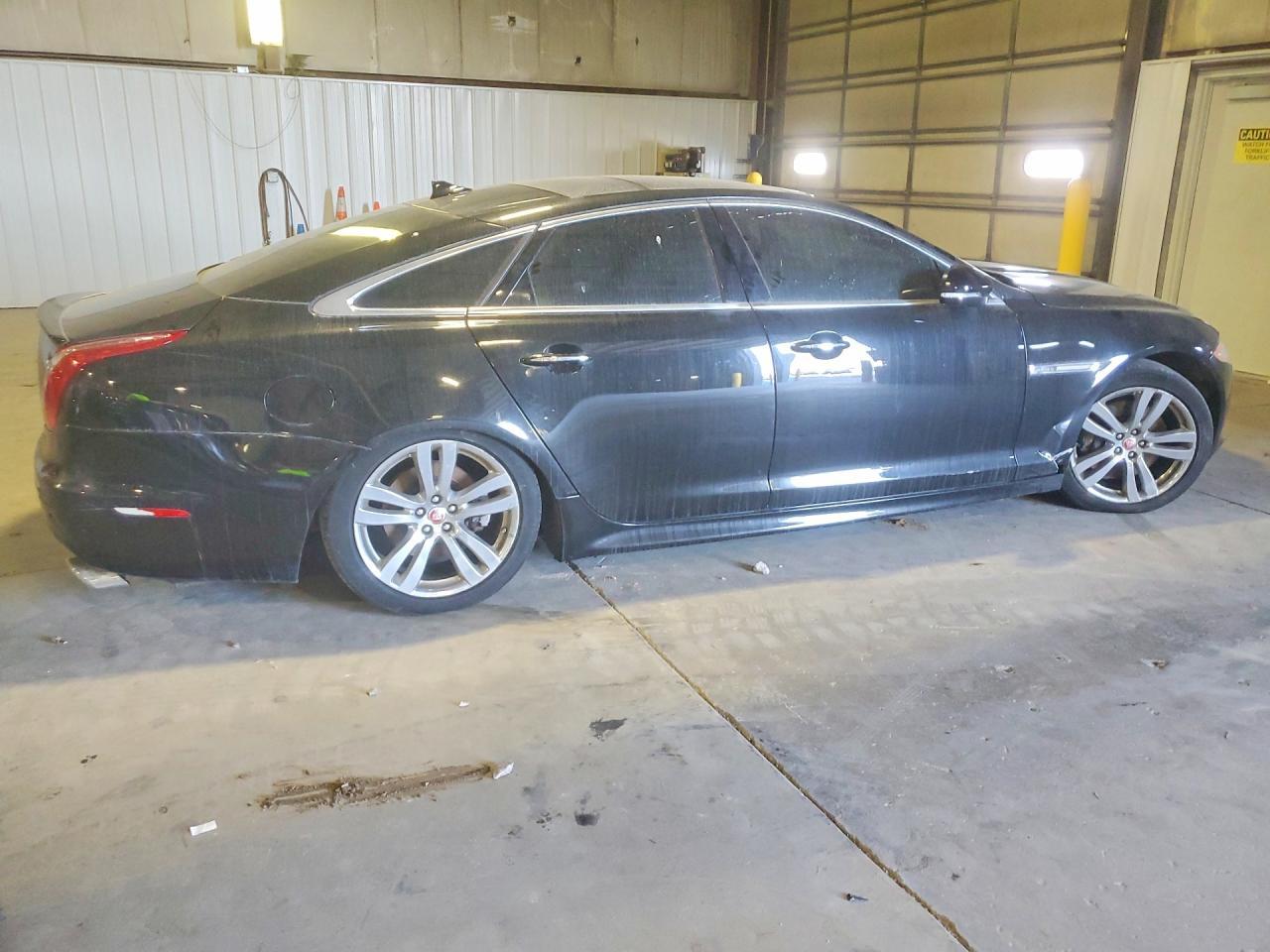2015 Jaguar Xj - Фото 3