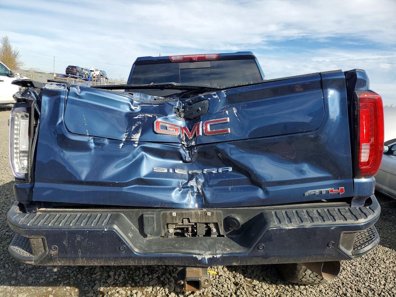 2022 GMC Sierra K2500 At4 - Image 6