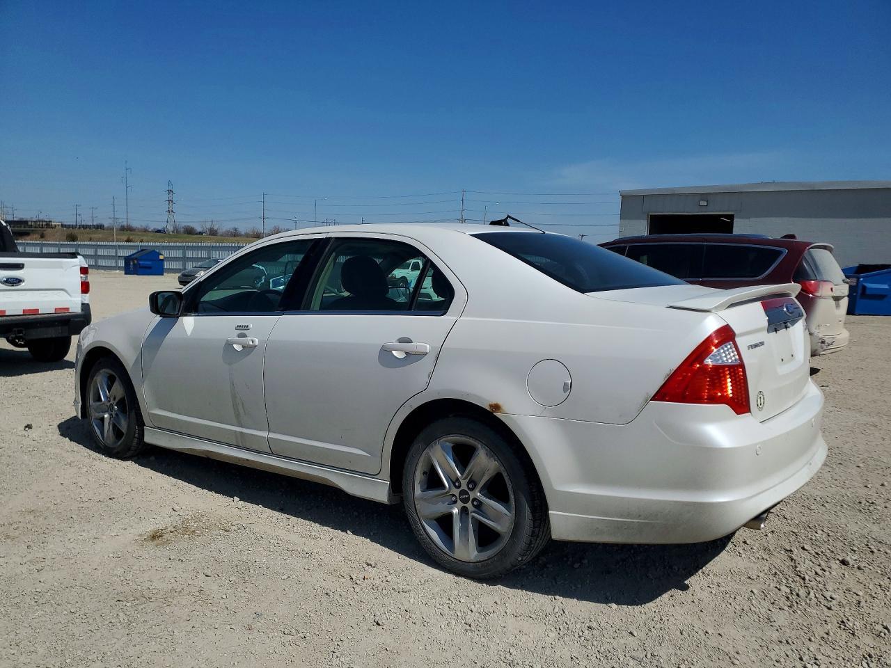 2012 Ford Fusion Sport - Image 2
