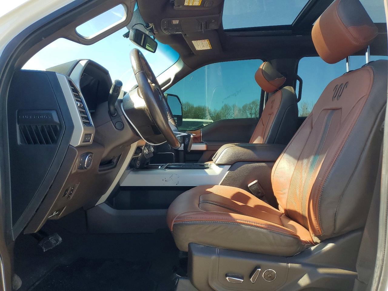 2021 Ford F350 Super Duty - Фото 7