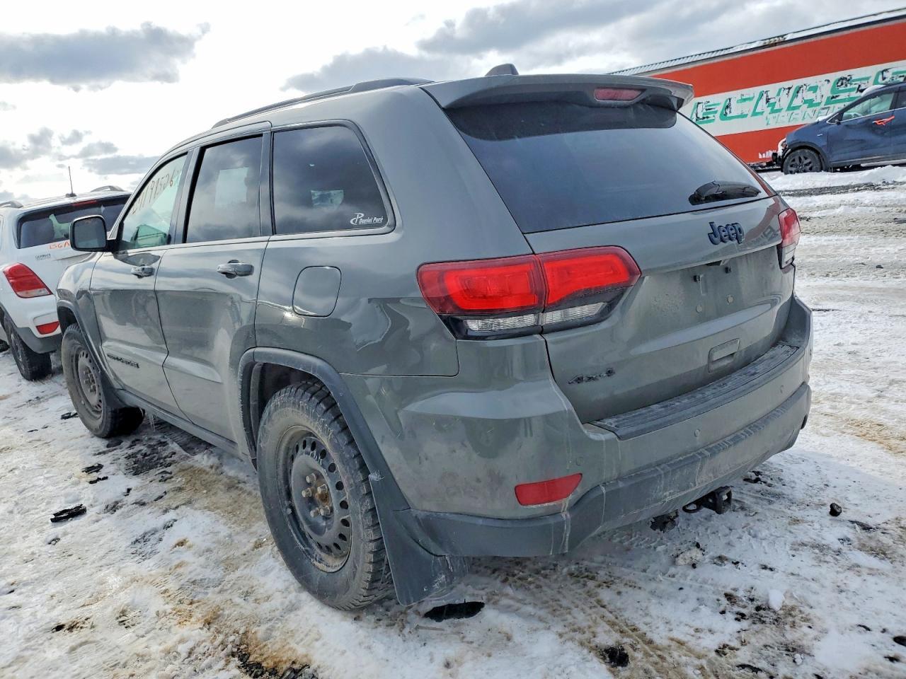 2019 Jeep Grand Cherokee Laredo - Фото 2