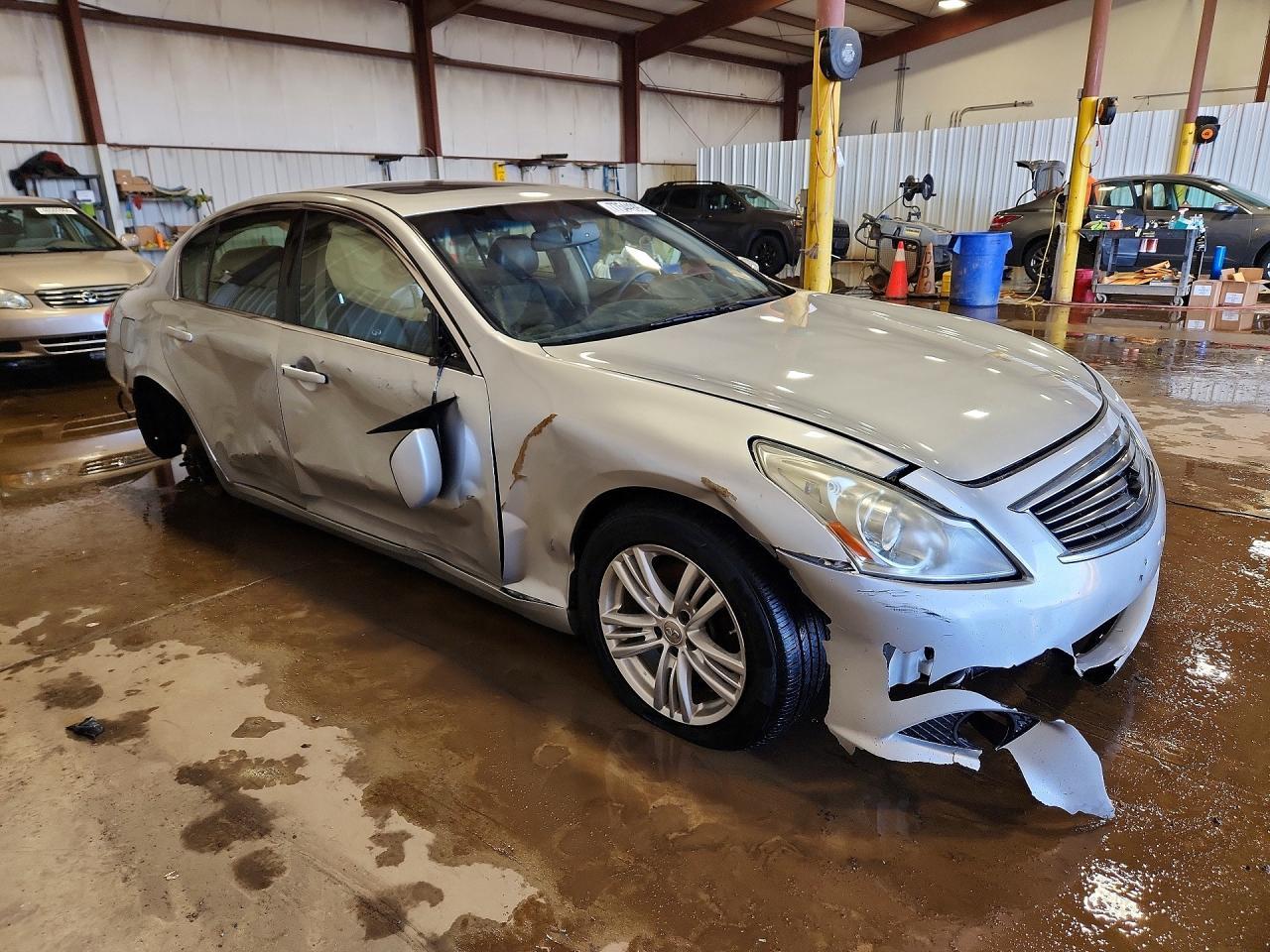 2012 Infiniti G37 - Image 4