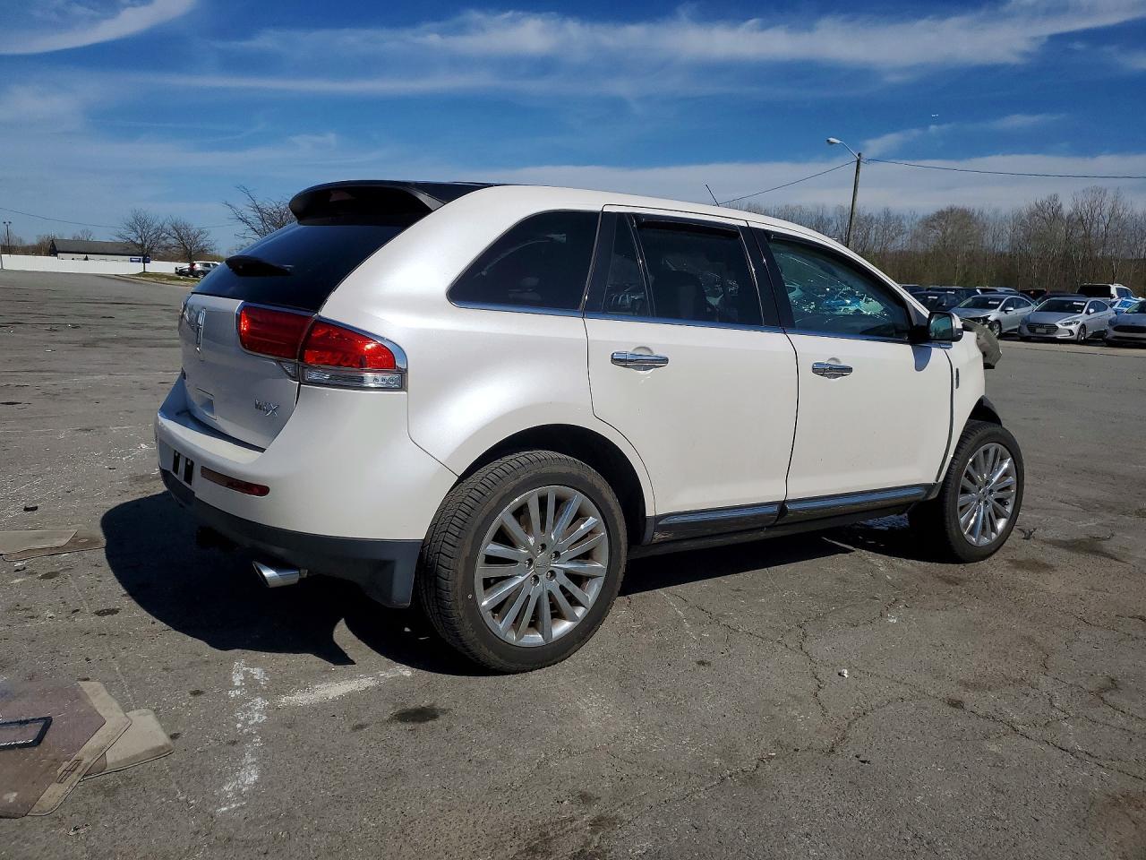 2015 Lincoln Mkx - Image 3