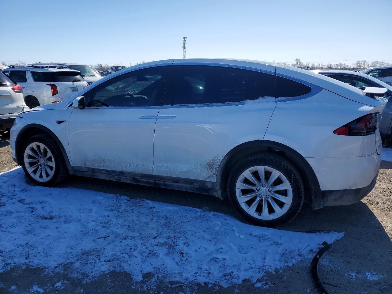 2018 Tesla Model X - Фото 2