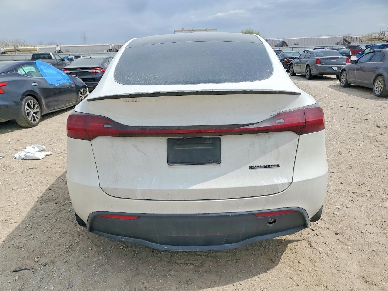 2022 Tesla Model Y - Фото 6