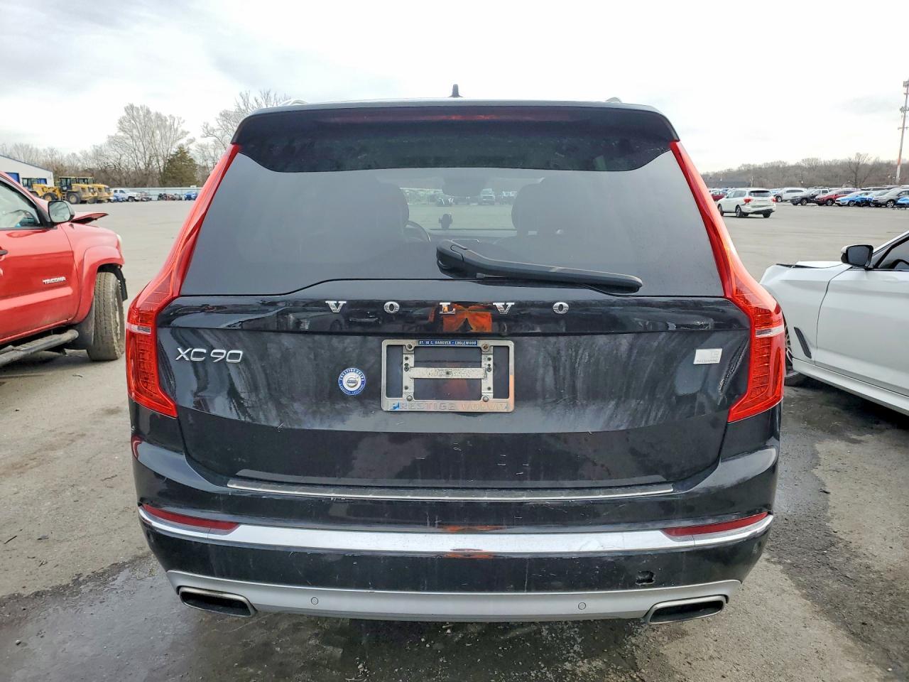 2021 Volvo Xc90 T8 Recharge Momentum - Фото 6