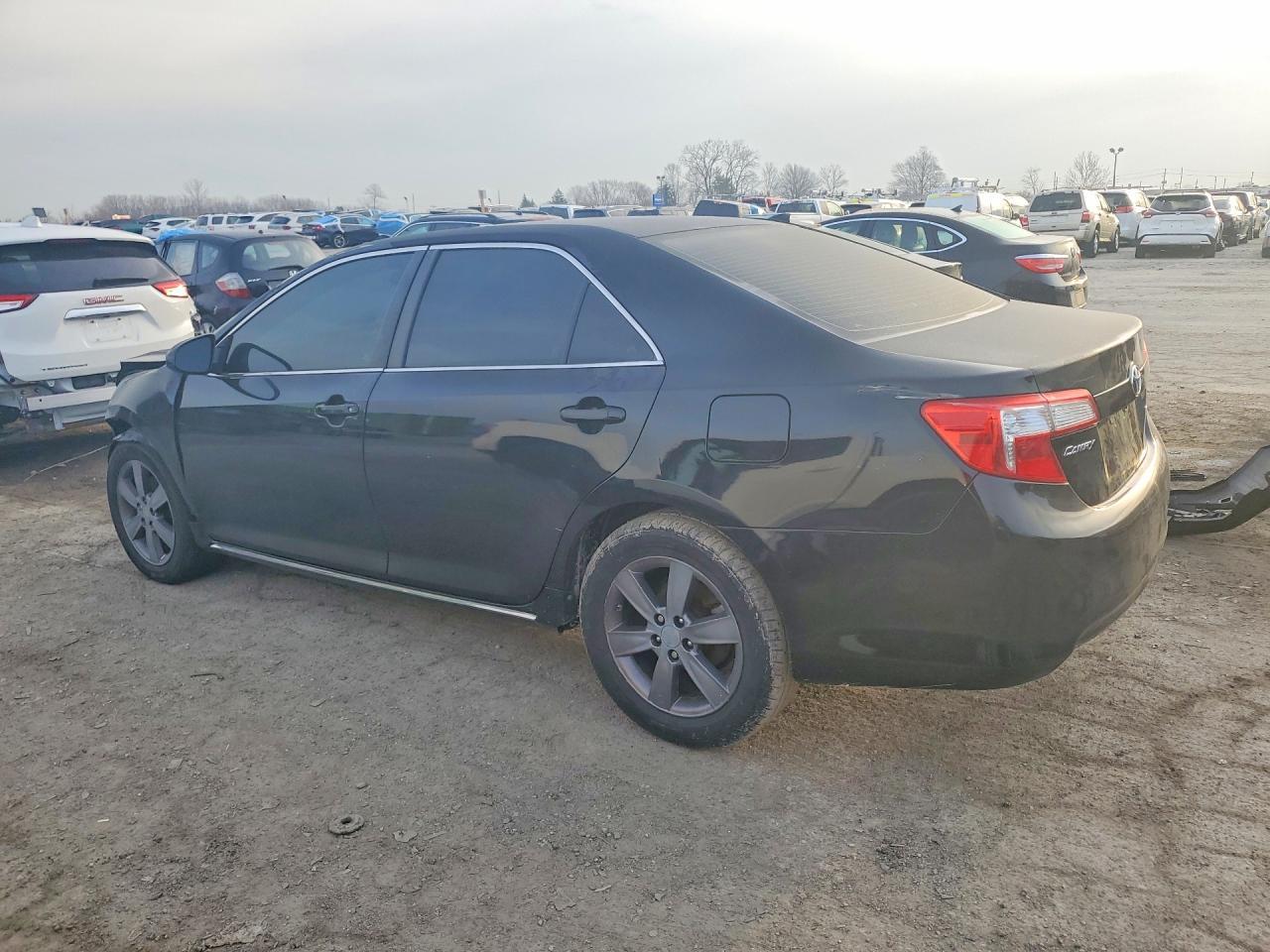 2012 Toyota Camry Le - Image 2
