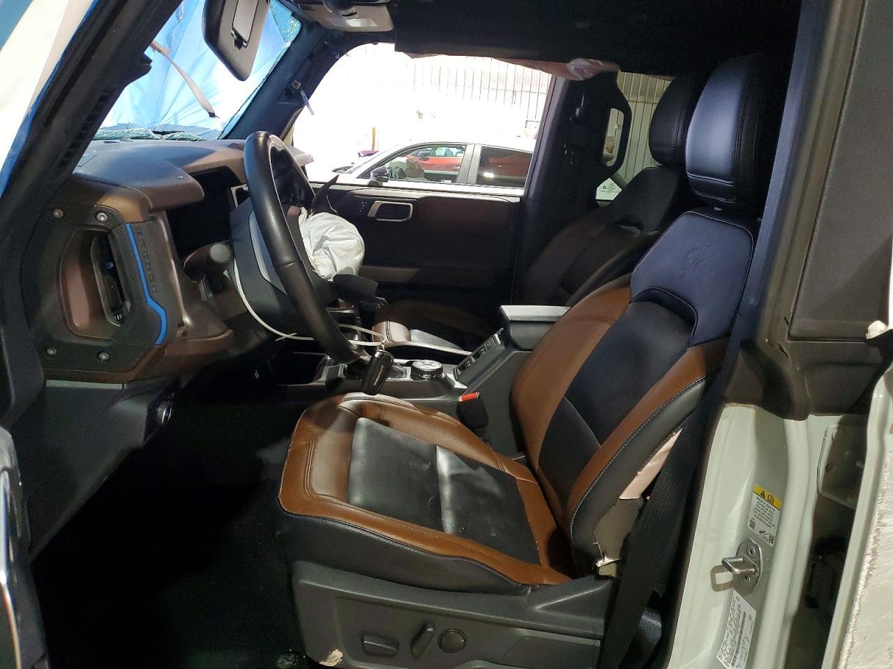 2023 Ford Bronco Base - Фото 7