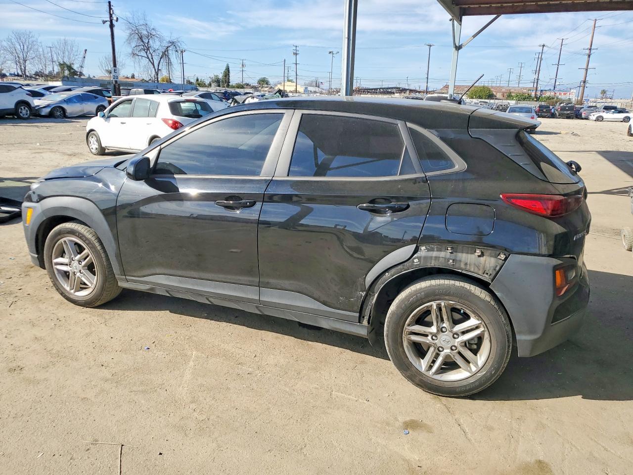 2021 Hyundai Kona Se - Фото 2