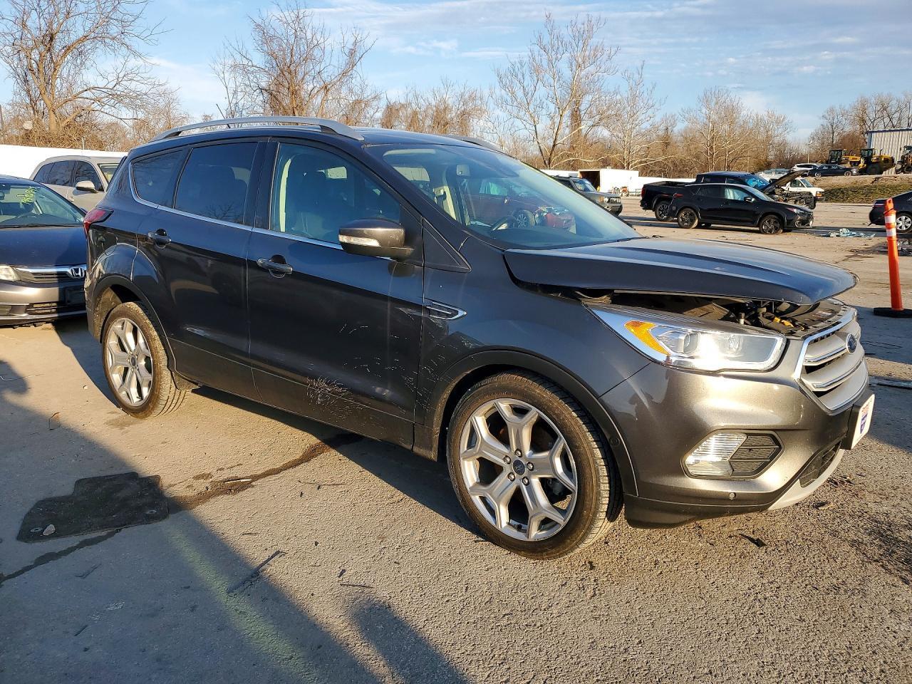 2019 Ford Escape Titanium - Фото 4