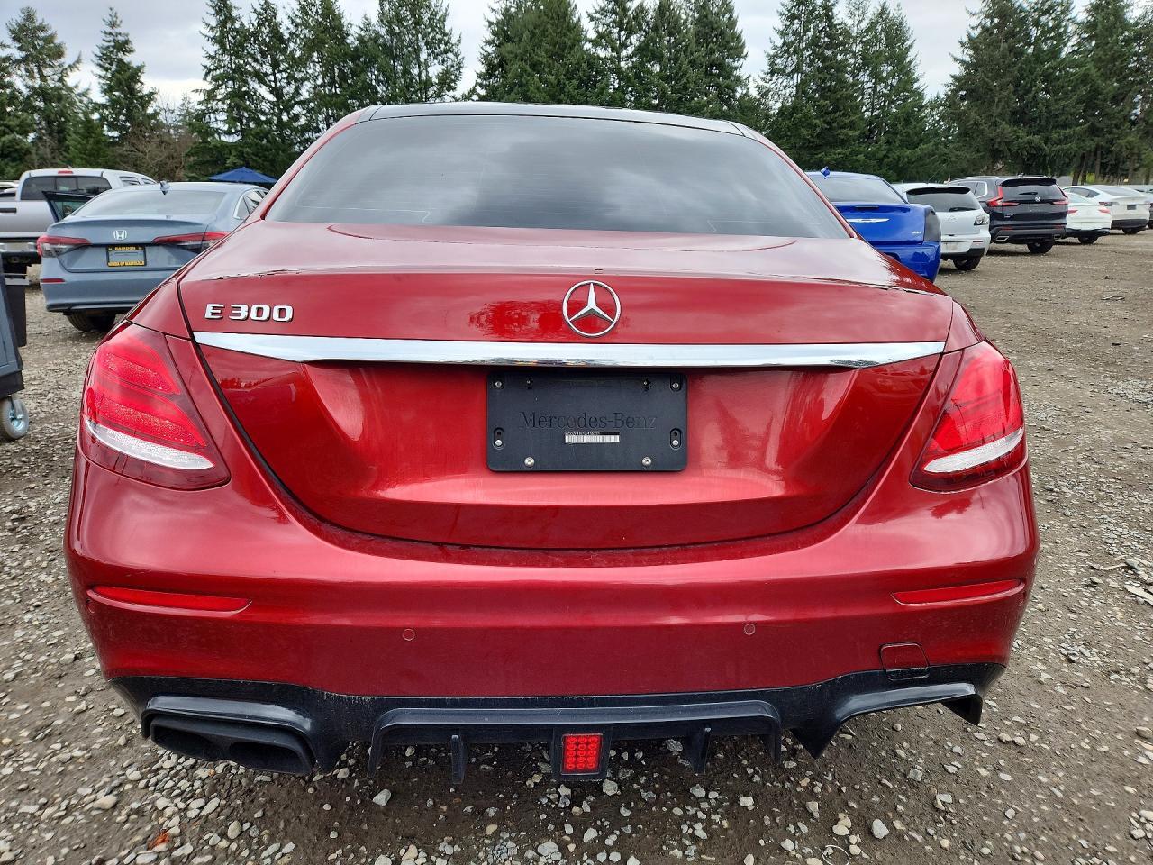 2018 Mercedes-Benz E 300 - Фото 6