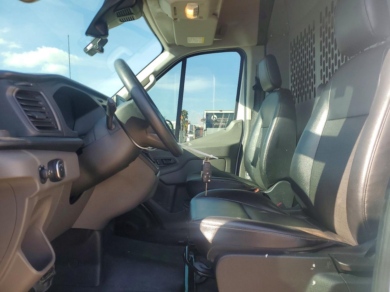 2020 Ford Transit Delivery Van - Фото 7