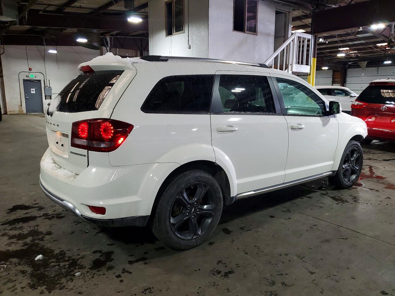 2019 Dodge Journey Crossroad - Фото 3