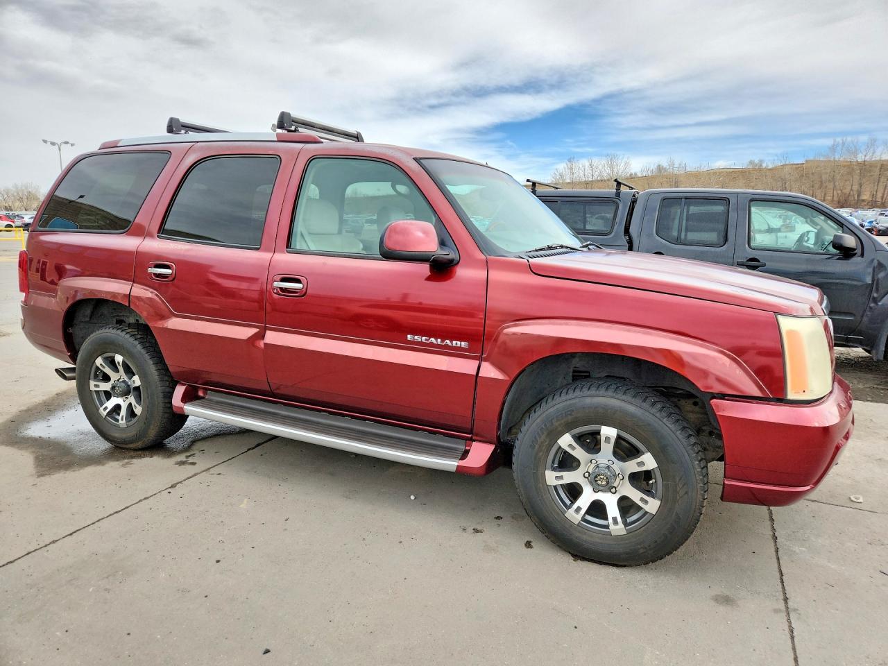 2002 Cadillac Escalade Luxury - Image 4