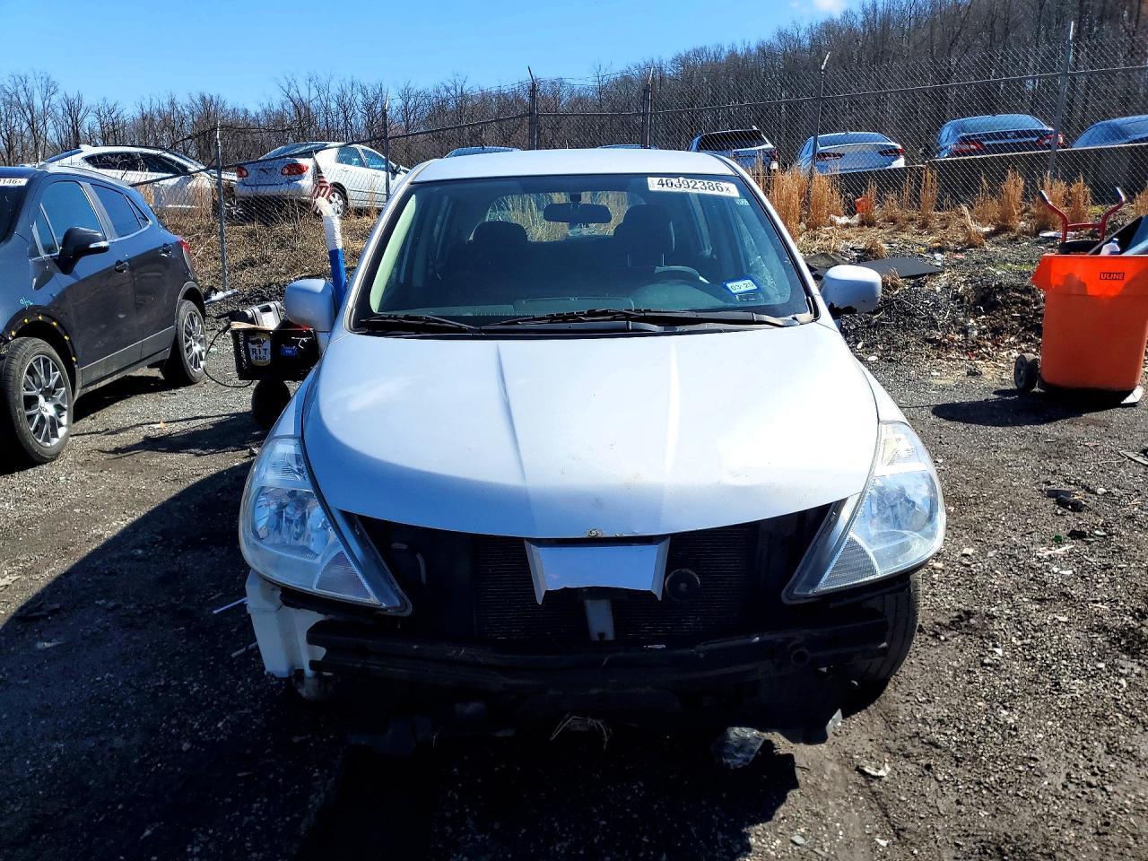 2010 Nissan Versa 1.8 S - Фото 5
