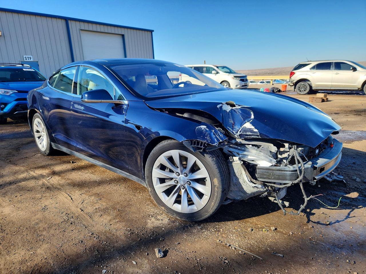 2013 Tesla Model S - Image 4
