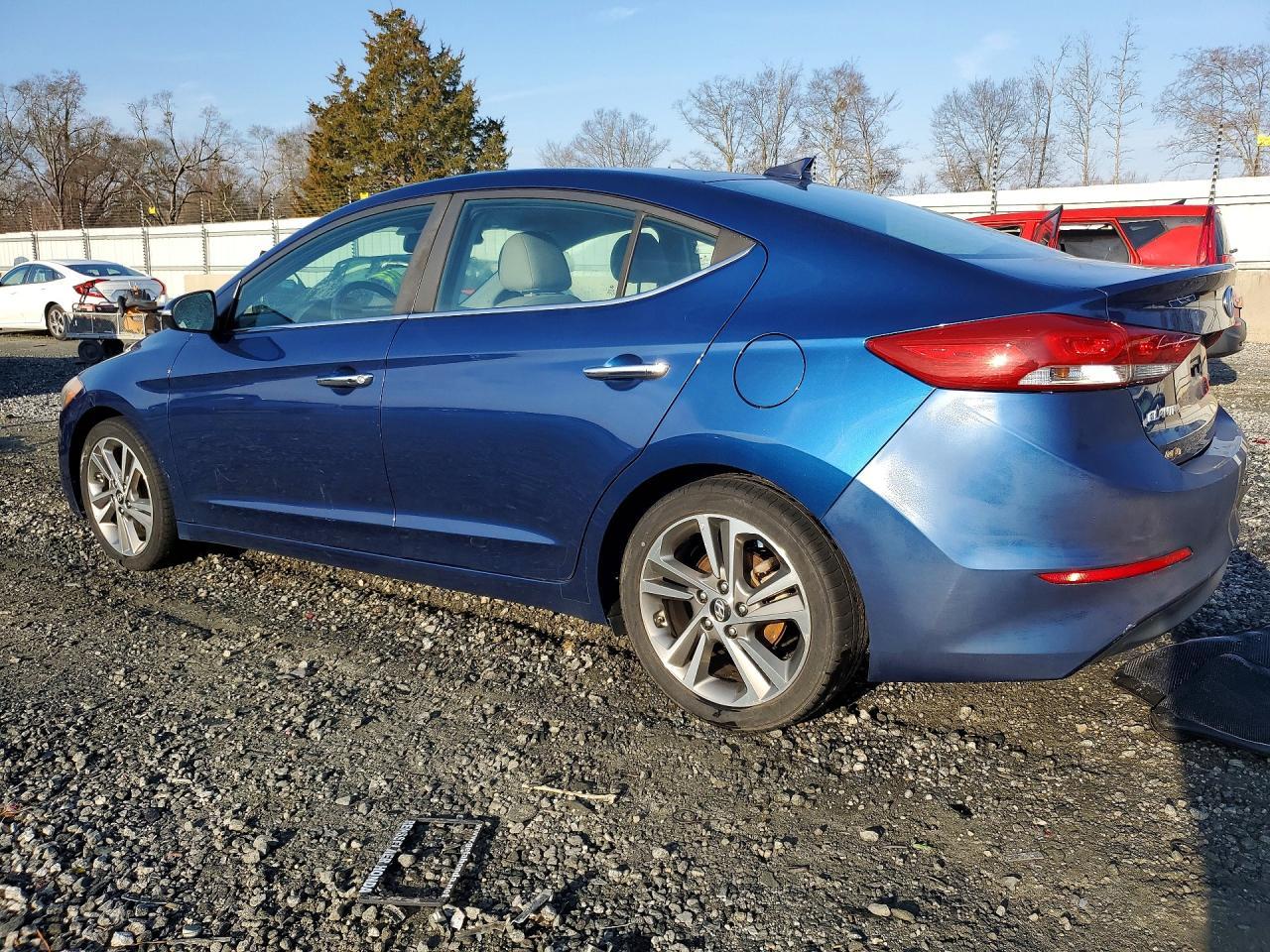 2017 Hyundai Elantra Limited - Фото 2