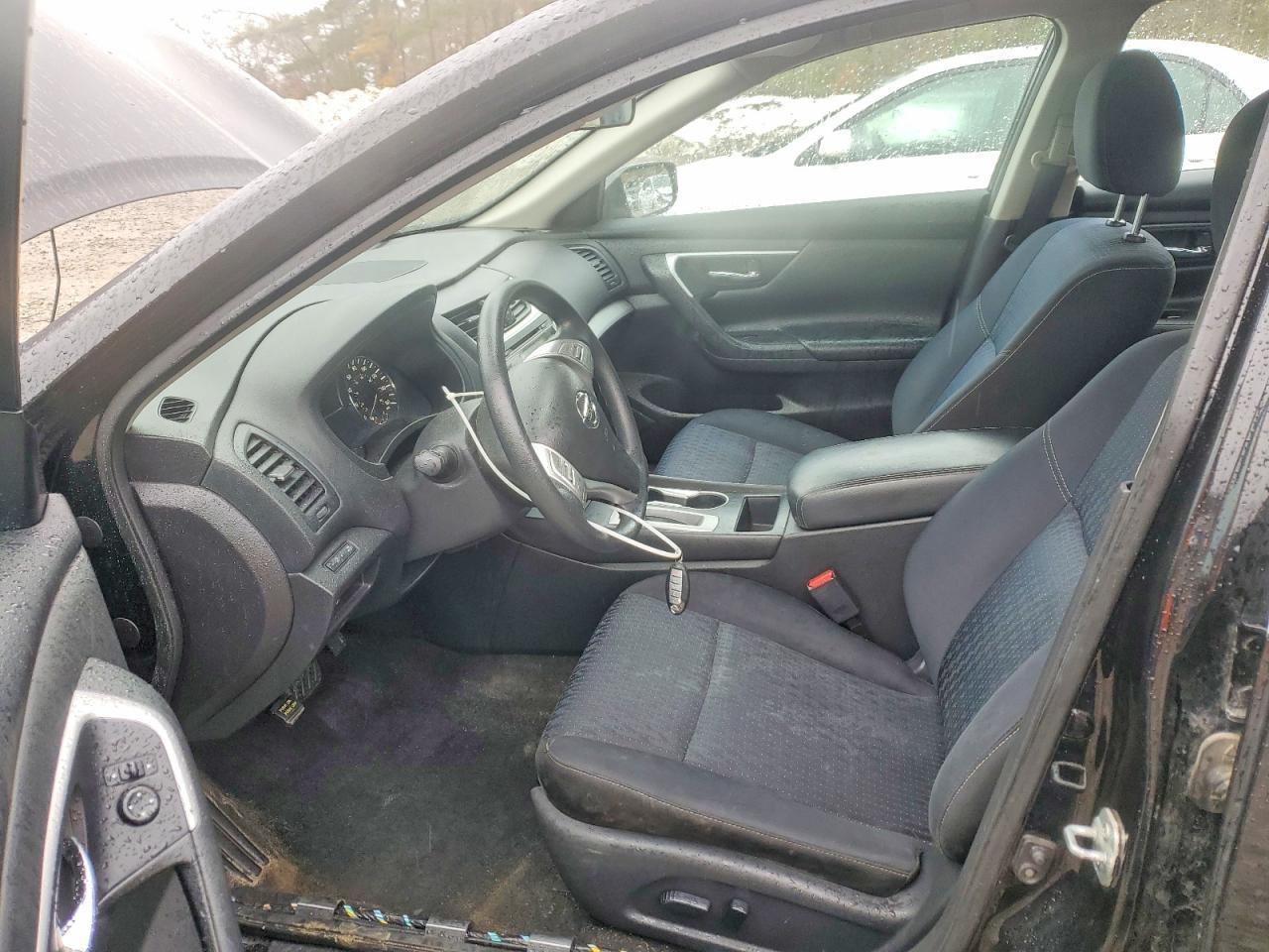 2016 Nissan Altima 2.5 S - Фото 7