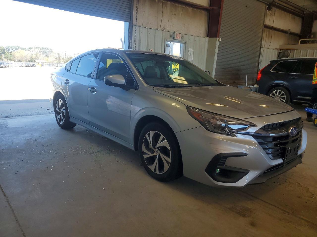 2025 Subaru Legacy Premium - Фото 4