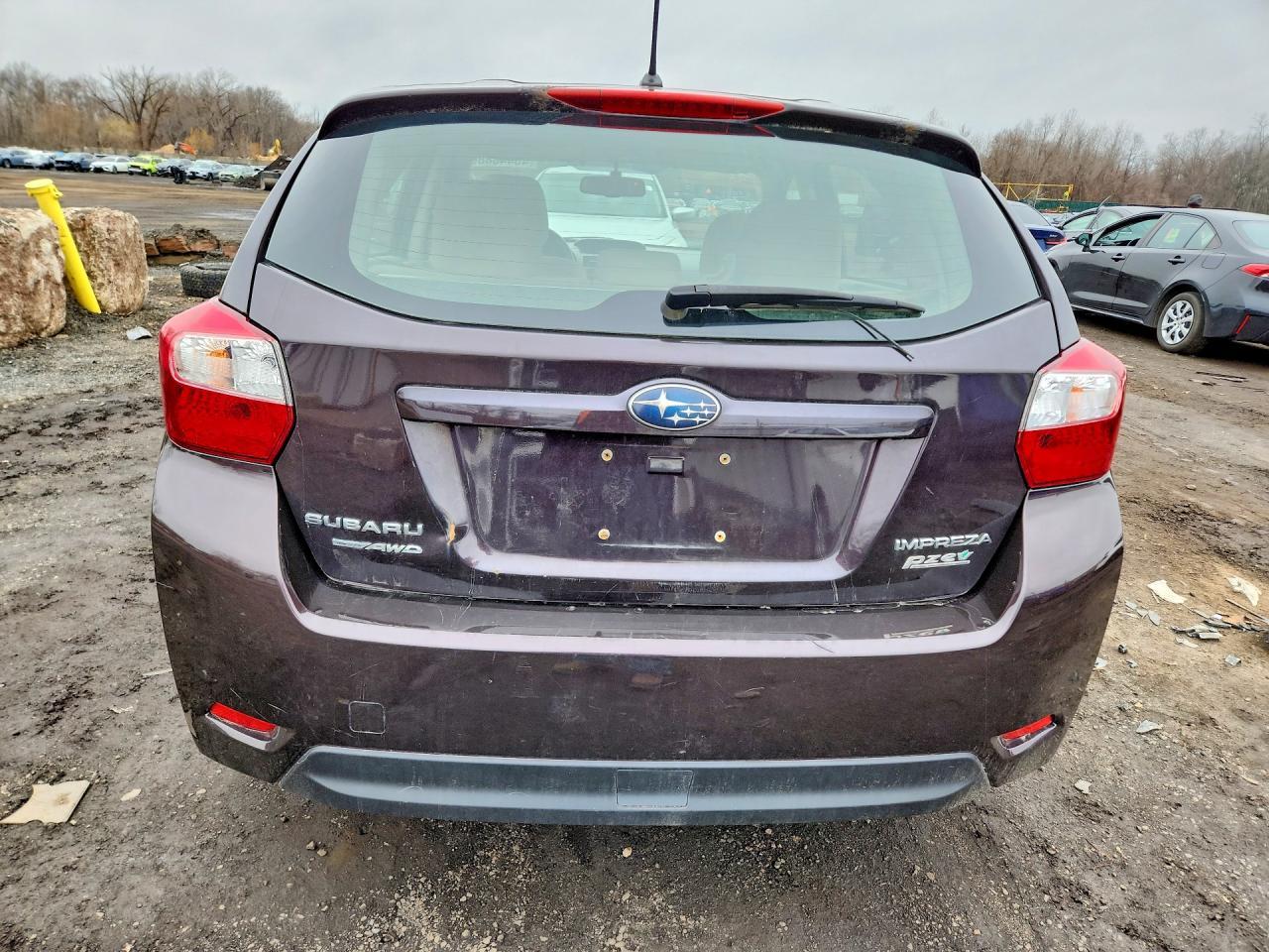 2012 Subaru Impreza Premium - Фото 6